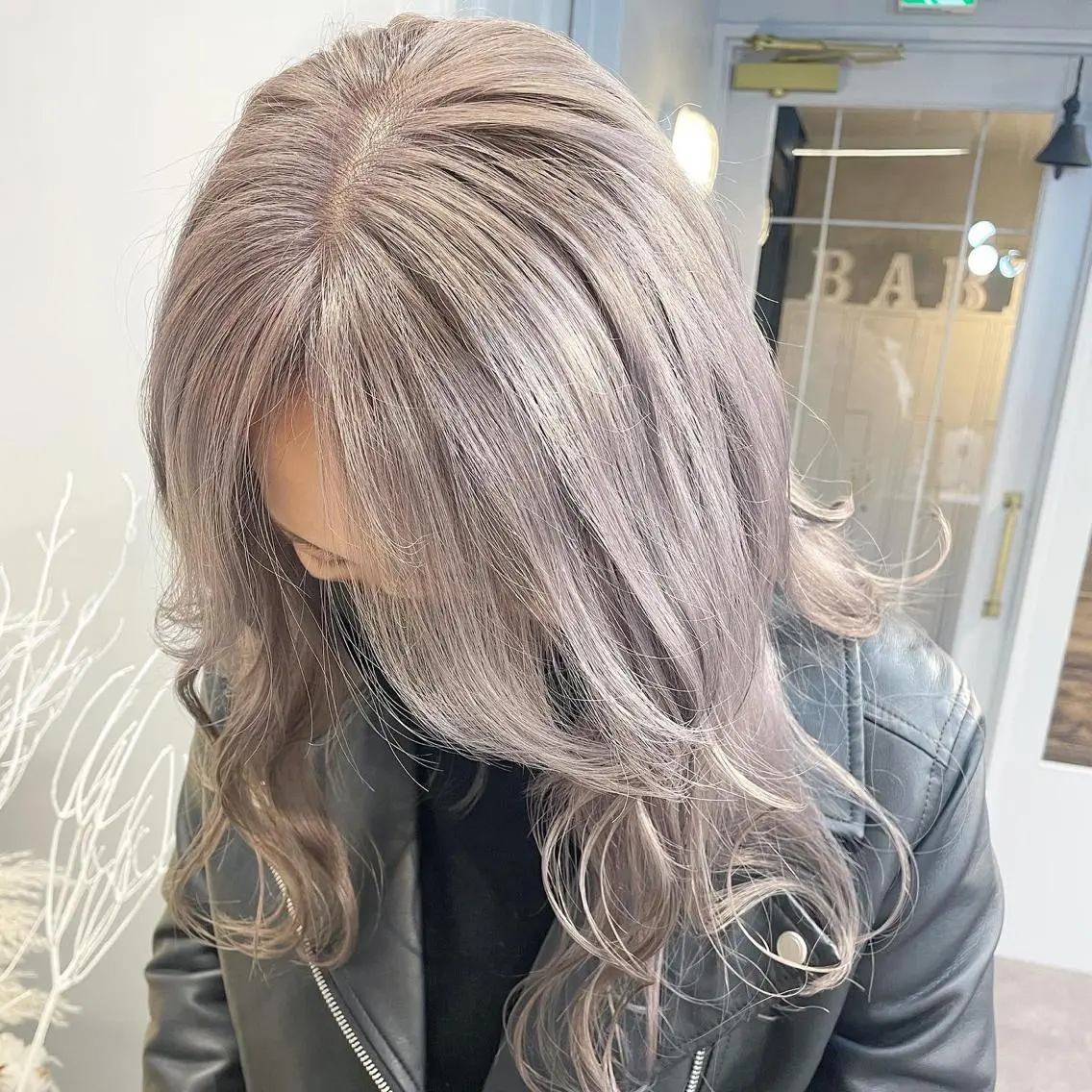 セミロング ヘアカラー Hardy ショータのヘアスタイル