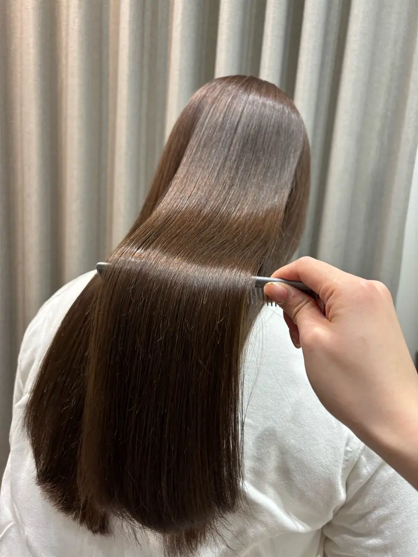 ロング カラー アッシュ ベージュカラー 透明感カラー 🤍美髪縮毛/髪質 改善/池上夏凜🤍のヘアスタイル
