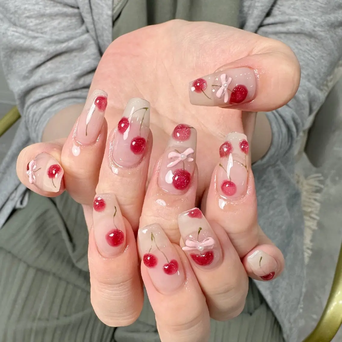 ネイル クリアネイル フラッシュネイル フットネイル フレンチネイル ジェルネイル ハンドネイル UM Nail Salonのネイルデザイン