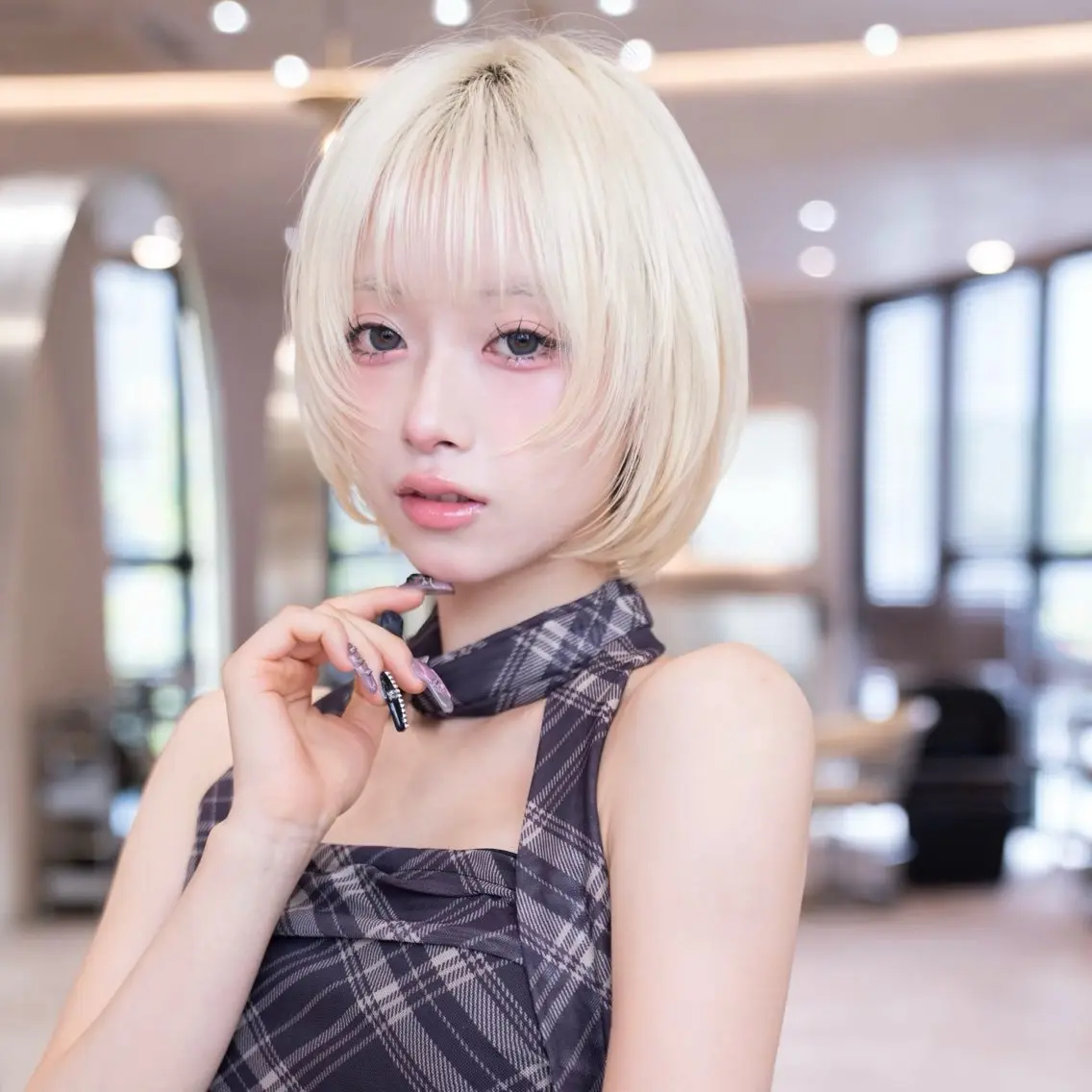 ショート カラー ブリーチ 顔周りカット 髪質改善 ブリーチカラー/渋谷 /髪質改善/shinのヘアスタイル