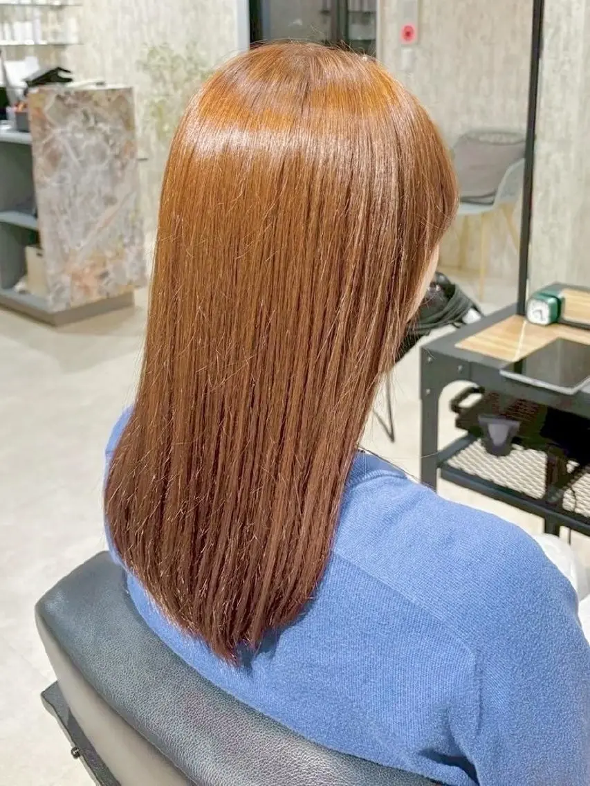 カラー コト ネのヘアスタイル