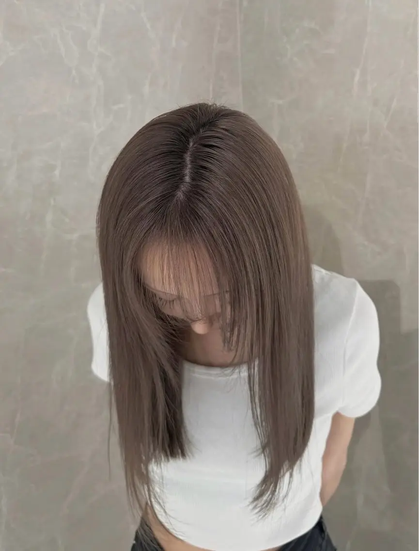 ミディアム ヘアカラー トリートメント 透明感カラー NAN AMI グレージュのヘアスタイル