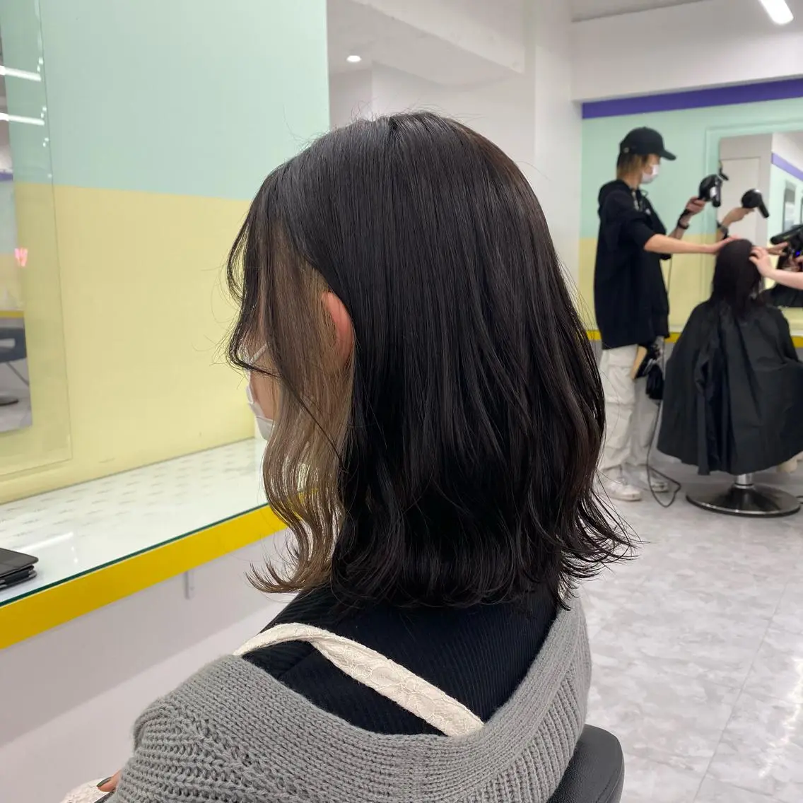 セミロング カラー ヘアアレンジ カット ヘアカラー mai🍑暖色カラー /レイヤー💖のヘアスタイル