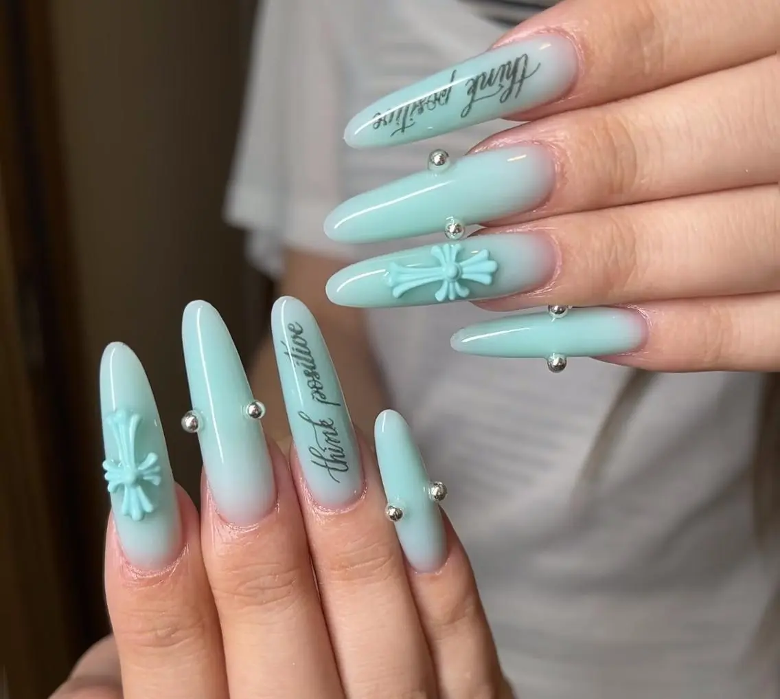 ネイル ハンドネイル エリ🫧 nail池袋東口のネイルデザイン