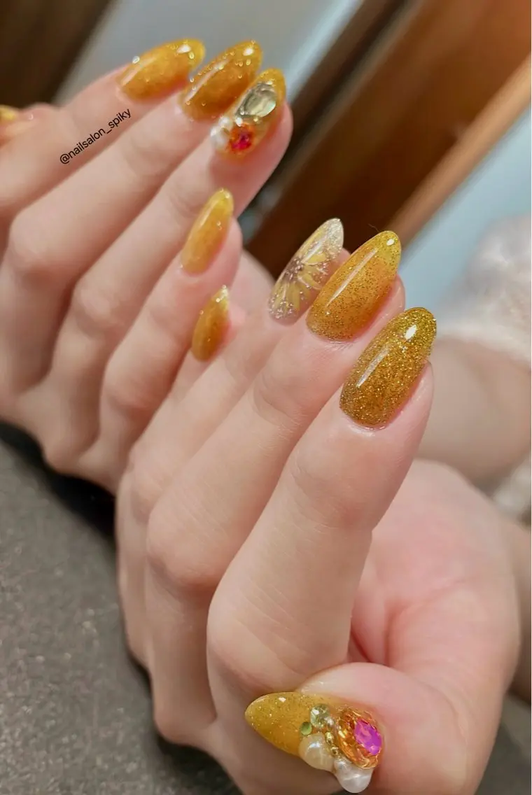 ネイル Spiky とうげ ふうかのネイルデザイン