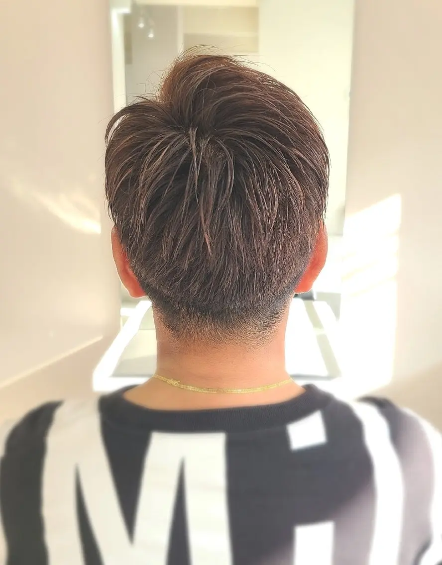 ショート メンズ カラー メンズハイライト ハイライトカラー ハイライト カット ヘアカラー 桐島 令奈のヘアスタイル