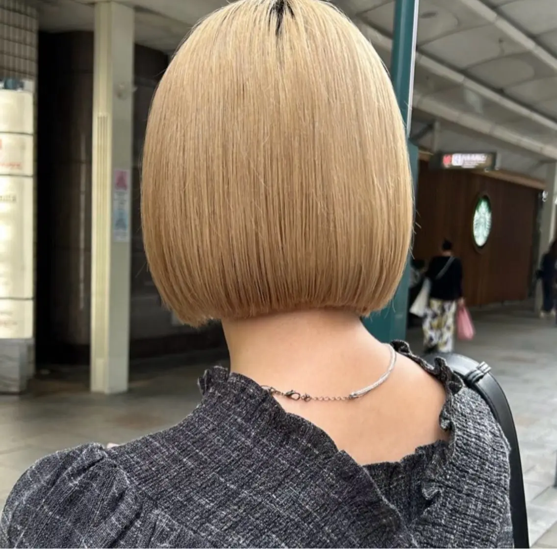 ショート ボブ 顔周りカット 髪質改善 レイヤーカット ウルフカット カット ヘアカラー トリートメント 【nui 茨木】 清水優のヘアスタイル
