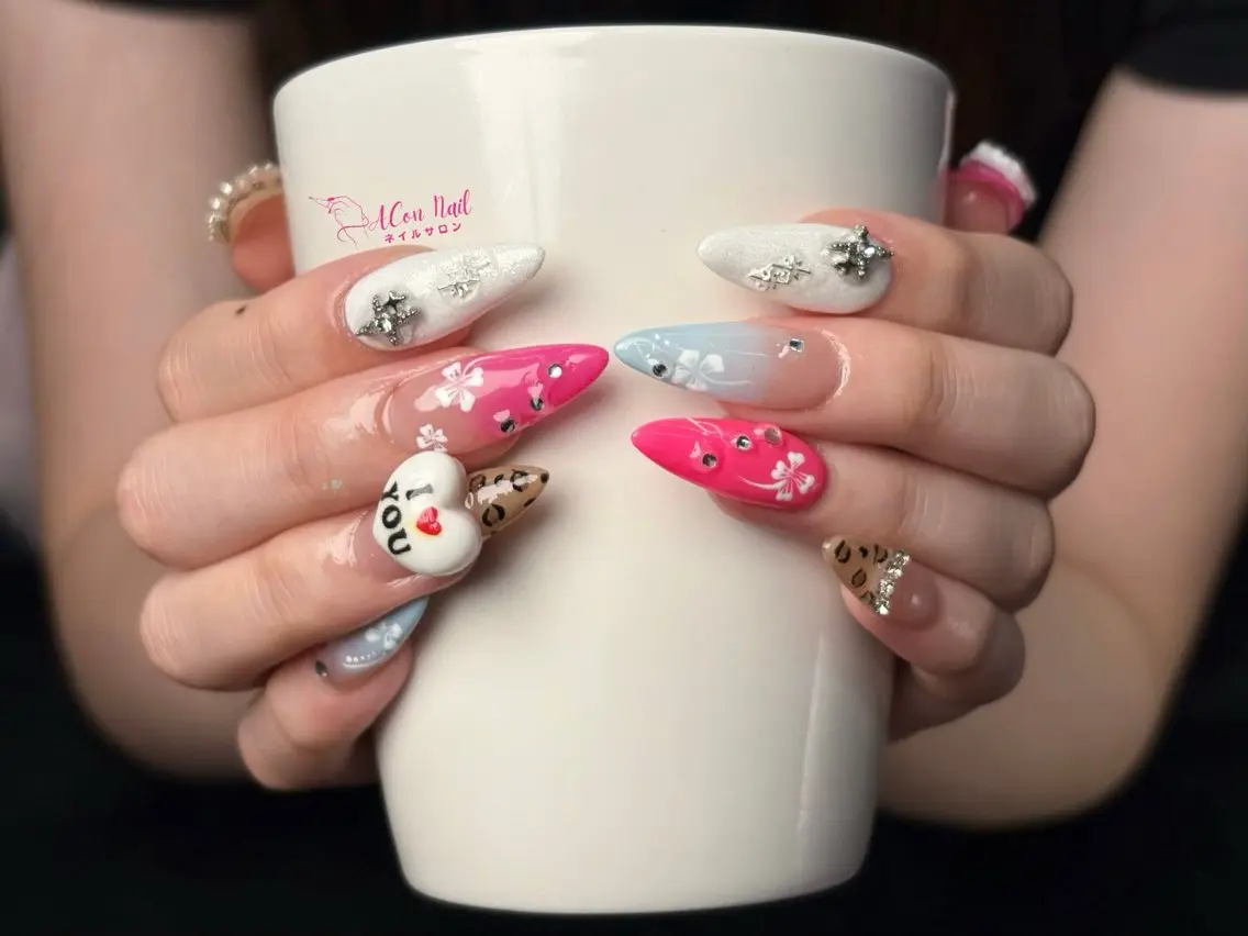ネイル 桜ネイル 長さ出し フラワーネイル フレンチネイル ジェルネイル ハンドネイル ACon NailSalonのネイルデザイン