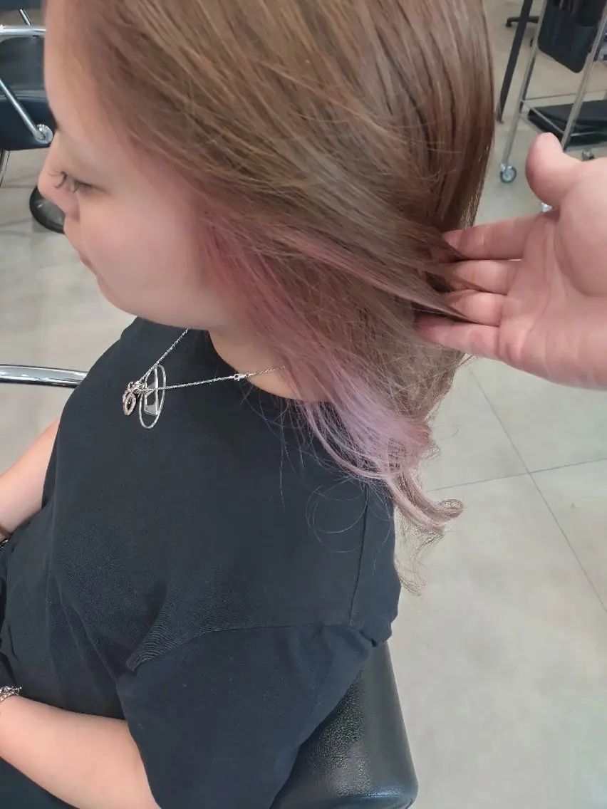 ロング カラー イヤリングカラー ピンクカラー ヘアカラー ブランシェ小幡駅前店 永薗　光司のヘアスタイル