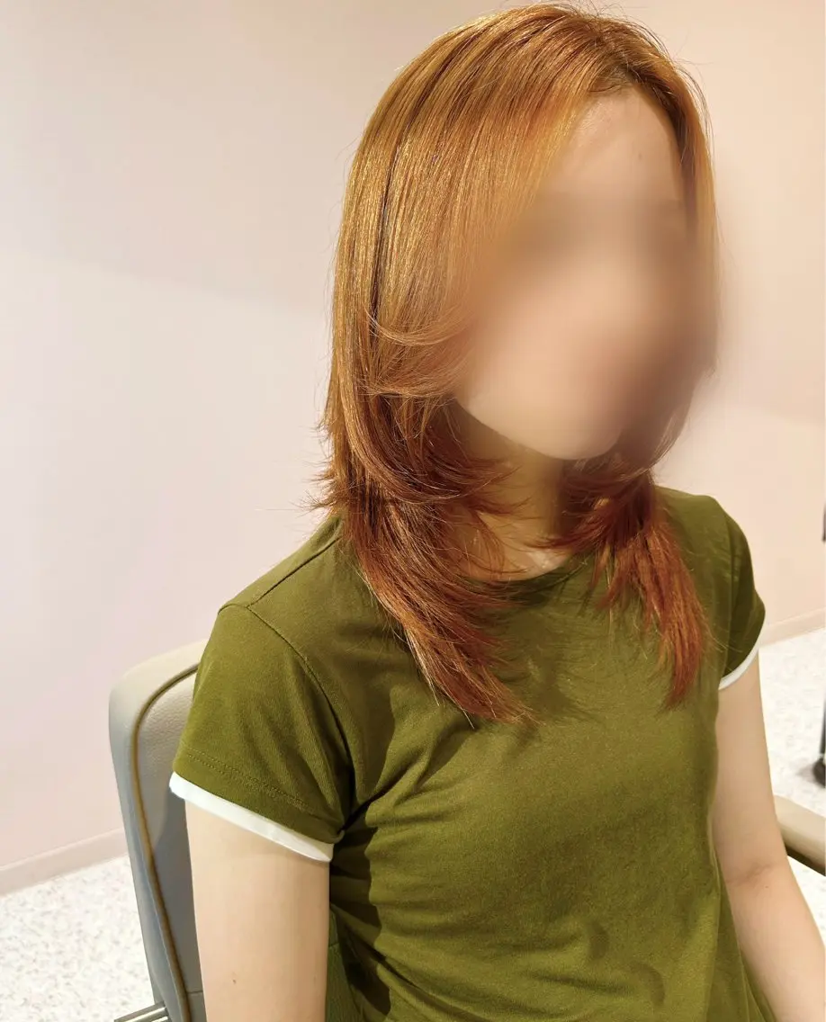 ミディアム 海外風レイヤーカット ✨️MOMOEのヘアスタイル
