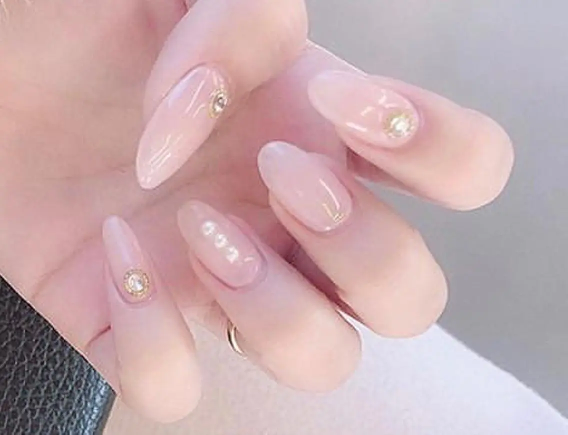 ネイル ハンドネイル ゲン レイカのネイルデザイン