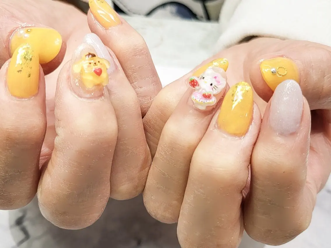 ネイル ワンカラーネイル シンプルネイル 春ネイル 黄色 矢野 美希のネイルデザイン