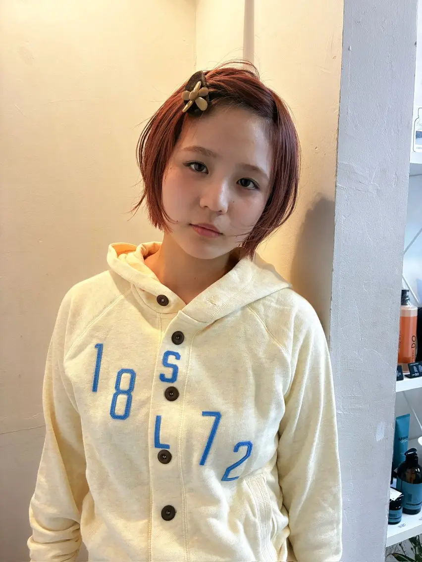 ショート ヘアカラー naho🧦/パーマ ベージュ レイヤーのヘアスタイル