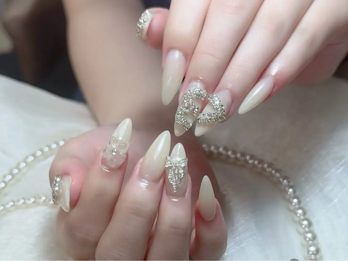 ネイル ハンドネイル mochi nailsのネイルデザイン