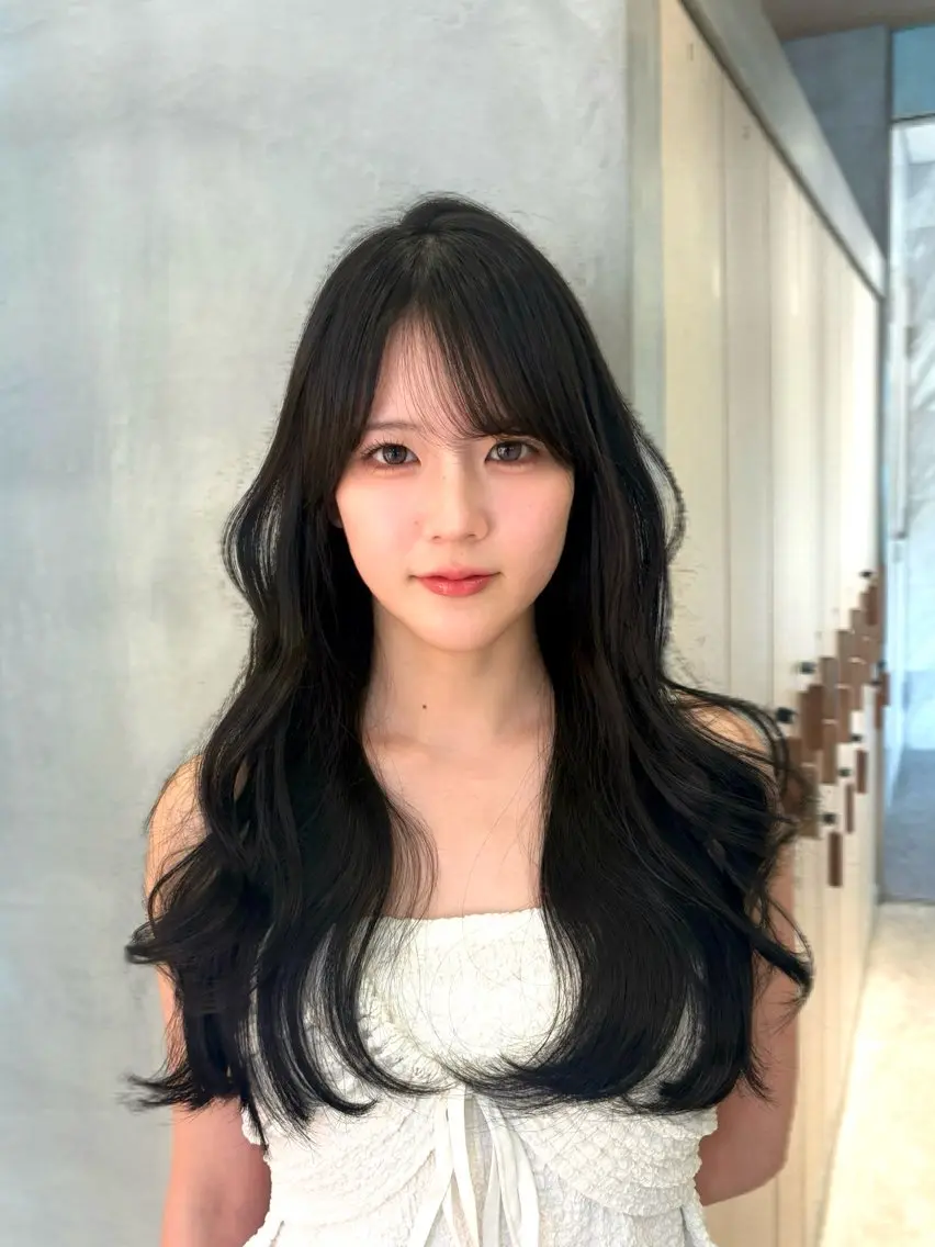 ロング くびれヘア ヘアカラー トリートメント 顔周りレイヤーカット /髪質改善/ゆう🤍のヘアスタイル