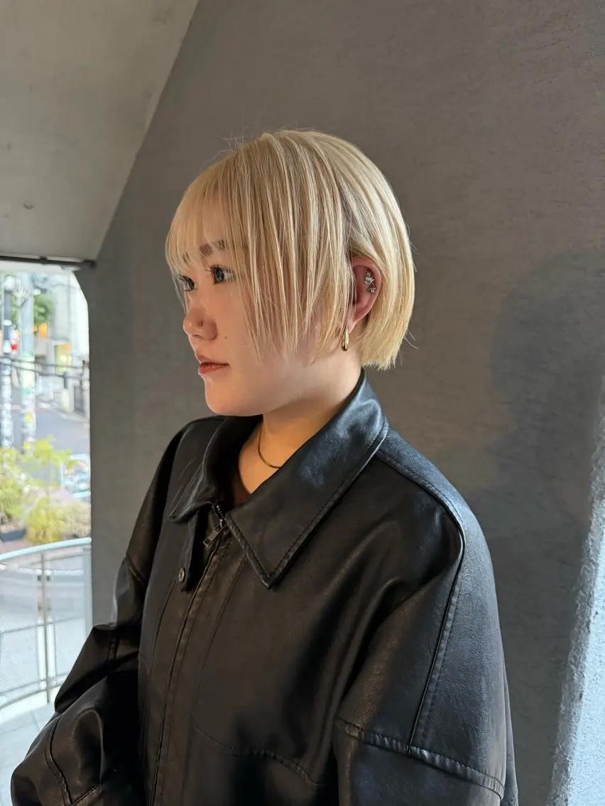 ショート ヘアカラー トリートメント 山影✨バレイヤージュ ハイライト✨メンズ◎のヘアスタイル