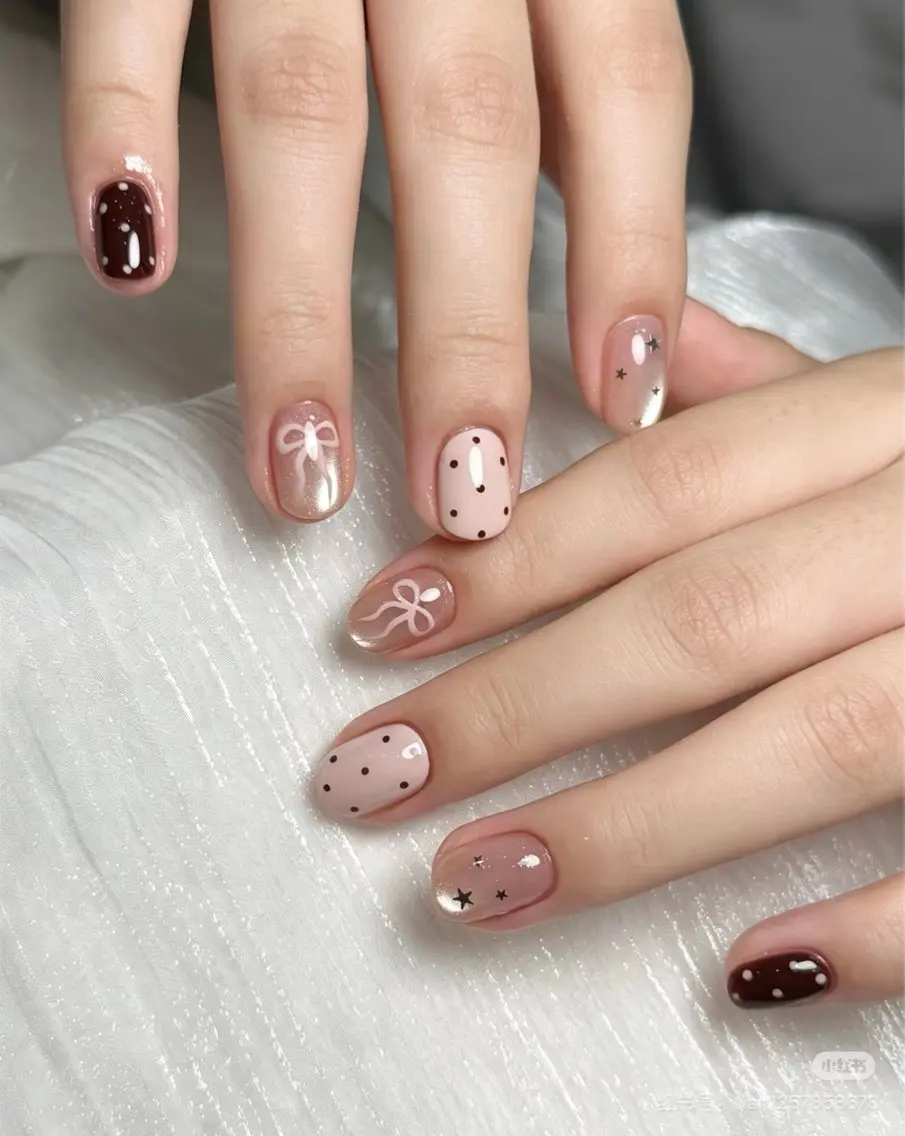 ネイル オーロラネイル チークネイル フットネイル フレンチネイル ジェルネイル NEW NAIL💞 Ka Kaのネイルデザイン