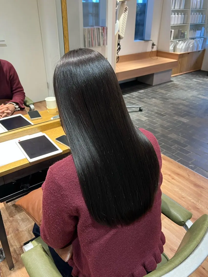 ロング ワタナベ モカ🦢ダブルカラーのヘアスタイル