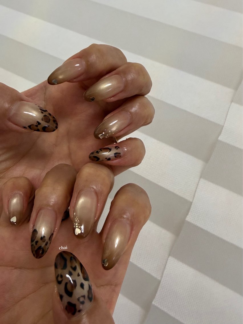 ネイル アニマル柄 アートネイル グラデーション ハート ラメ(グリッター) ハンドネイル chai nail +  eye📍鶴橋のネイルデザイン
