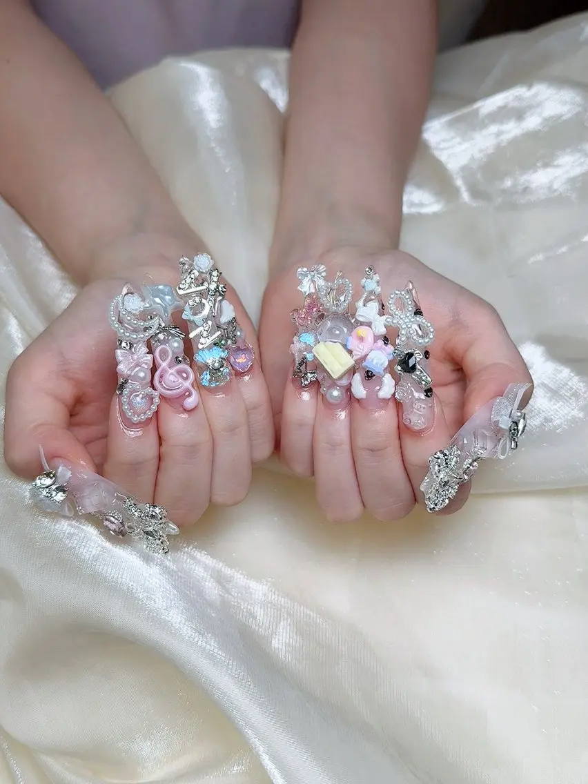ネイル ハンドネイル ENsalon akiのネイルデザイン