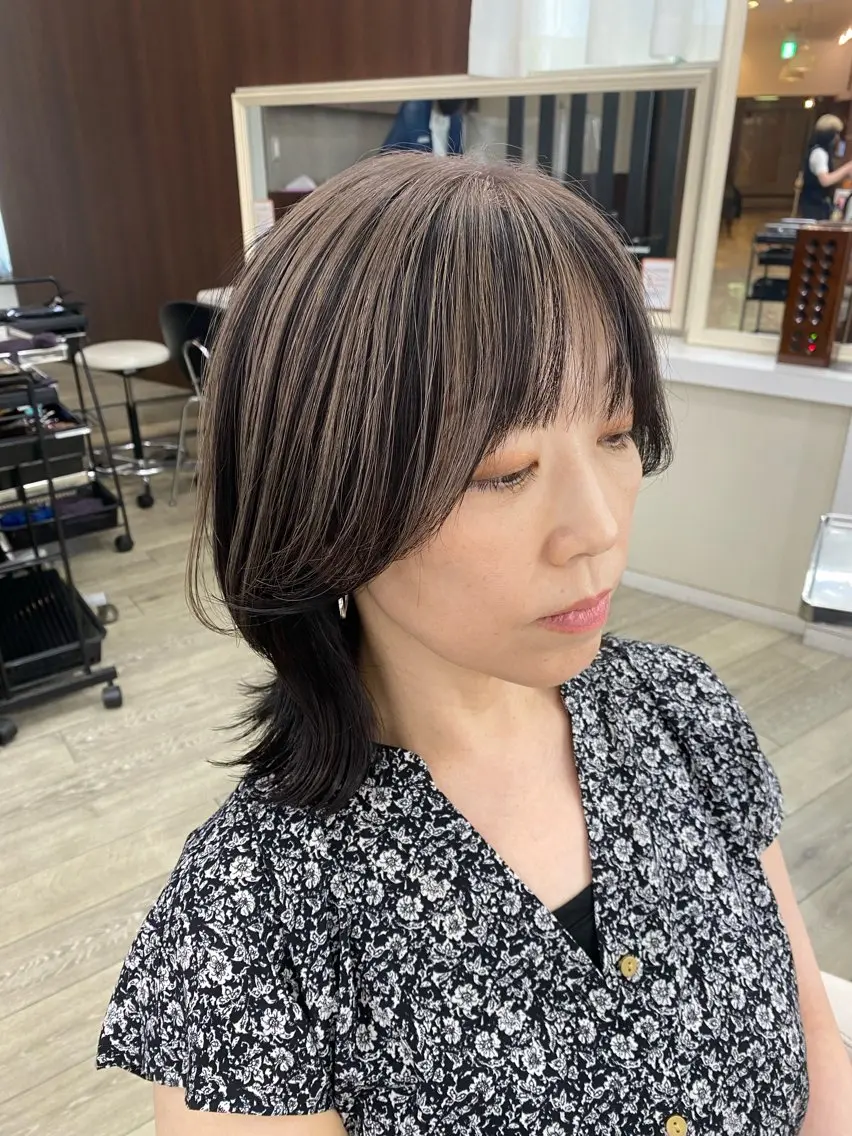 ミディアム カラー デザインカラー ダブルカラー カット ヘアカラー トリートメント 市川 博紀 店長のヘアスタイル