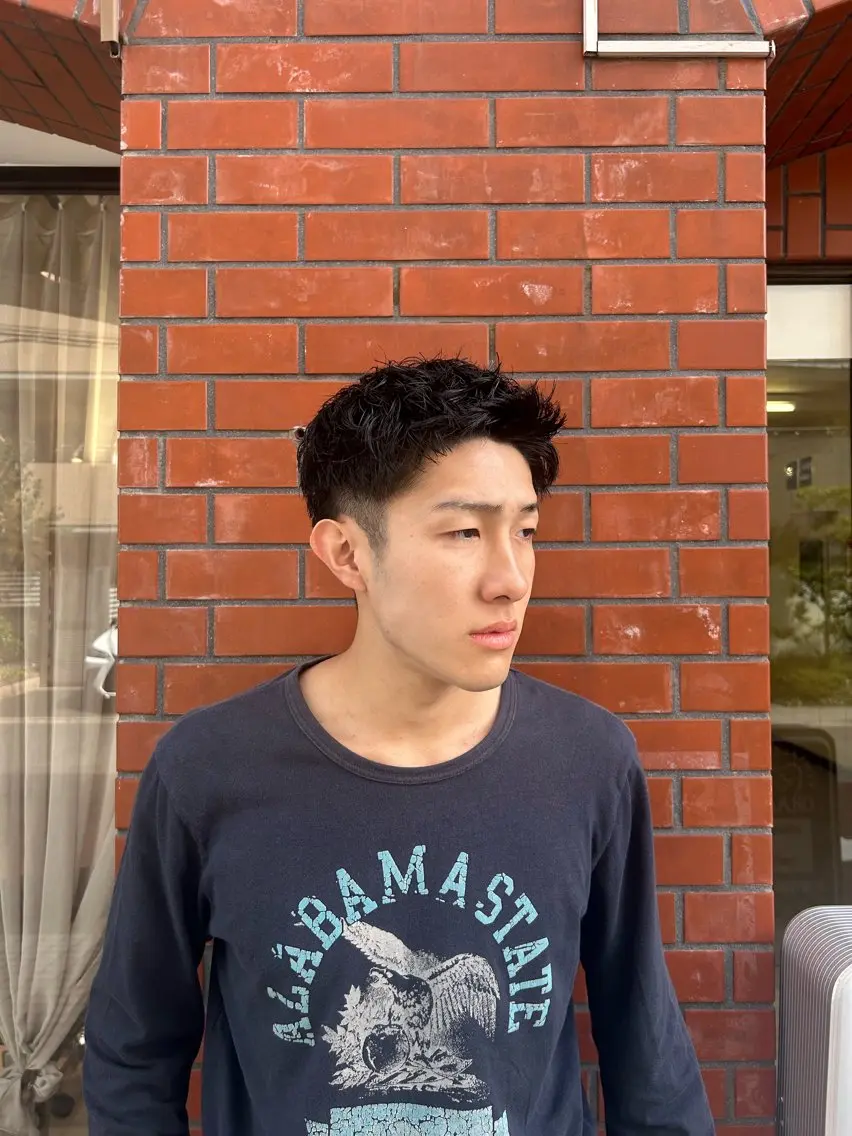 ショート パーマ メンズ メンズパーマ カット パーマ 保坂 駿太郎のヘアスタイル