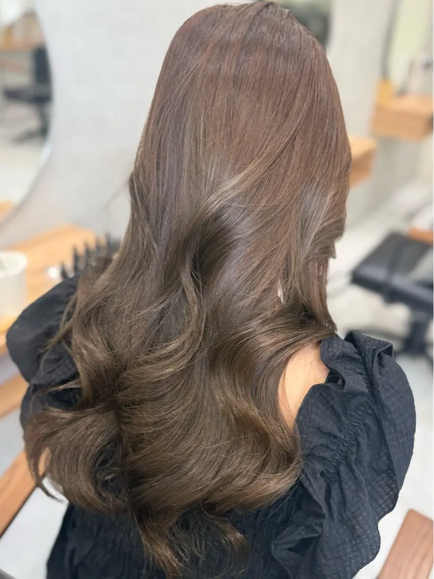 ロング カラー ヘアアレンジ ベージュカラー オリーブベージュ ヘアカラー トリートメント 透け感color/ SUのヘアスタイル