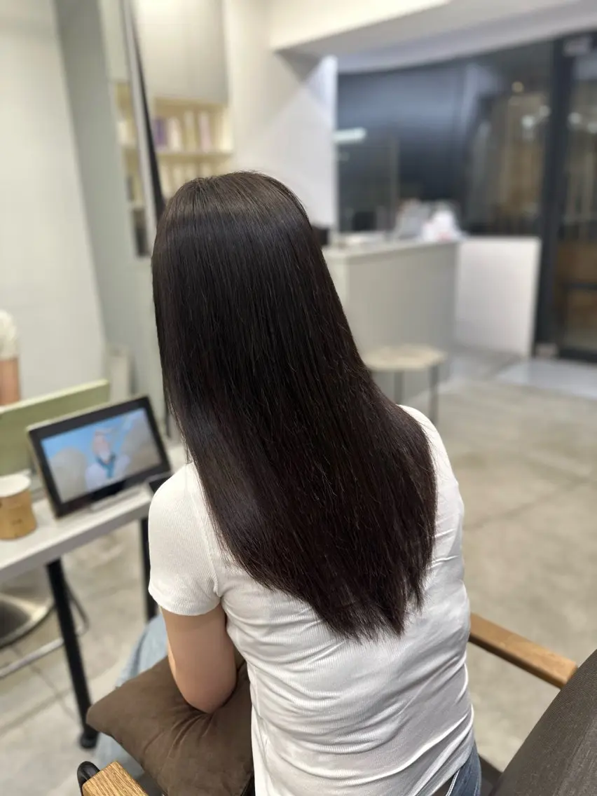 ロング パーマ ヘアカラー 縮毛矯正 ハイトーンカラー が絶対可愛い✨泰聖✨のヘアスタイル