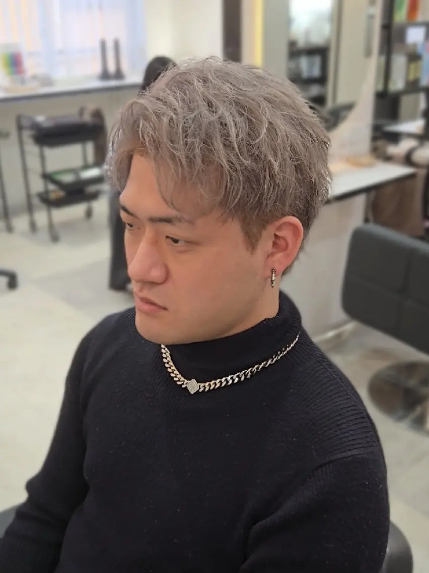 メンズ カラー ミディアム メンズブリーチ ブリーチ シルバー カット ヘアカラー ヘアセット LEN名古屋/パーマ 海外ヘア/メンズ特化のヘアスタイル