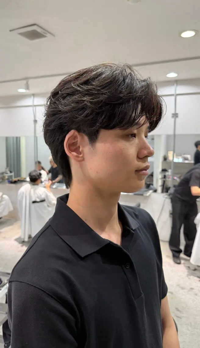 ショート パーマ メンズ フェザーパーマ メンズパーマ カット パーマ 大田 流生のヘアスタイル