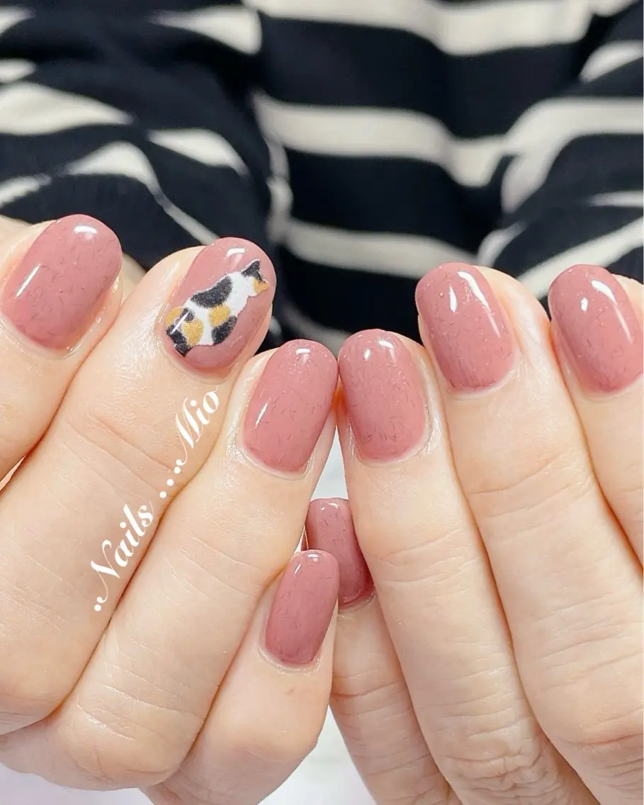 ネイル アートネイル ジェルネイル 持ち込み ワンカラーネイル .Nails Mio 赤羽西ネイルサロンのネイルデザイン