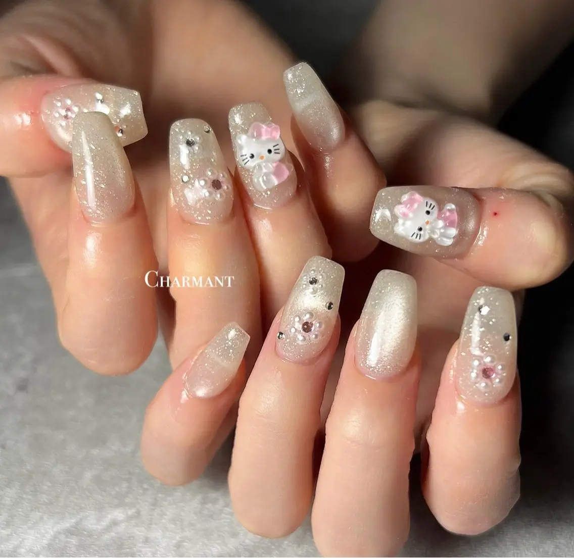 ネイル ハンドネイル Minako 【Charmant】のネイルデザイン