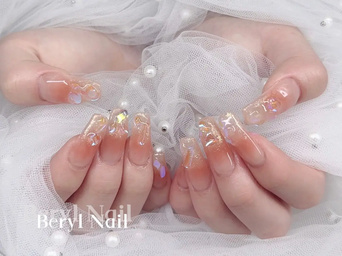ロング Beryl Nail 新大久保のネイルデザイン