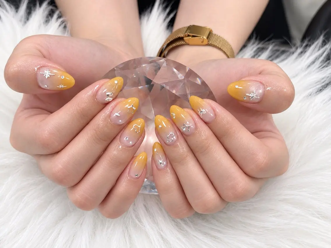 ネイル SARIMIA 💅💅のネイルデザイン