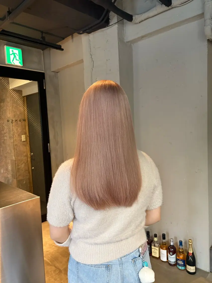 ロング ヘアカラー 透明感・美髪 monsoワニベユナのヘアスタイル