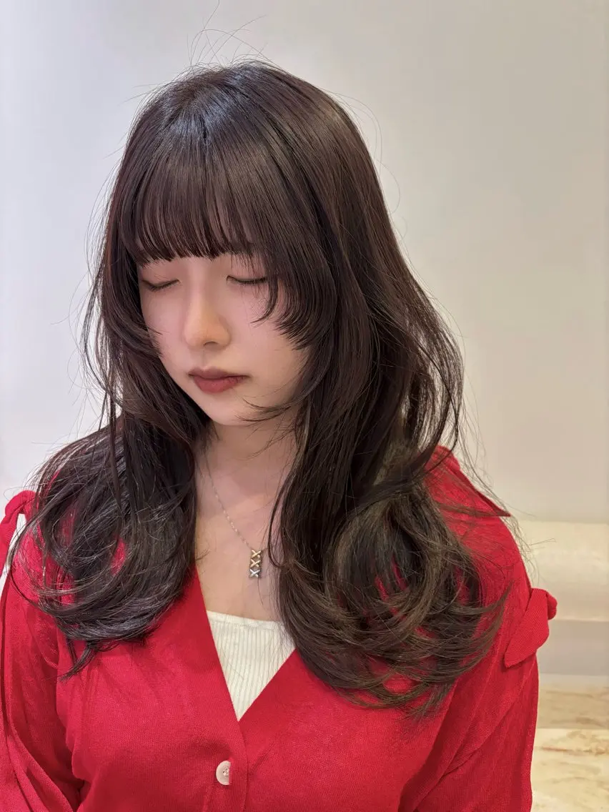 ロング カラー 透明感カラー 姫カット レイヤーカット カット ヘアカラー 若松 心和のヘアスタイル
