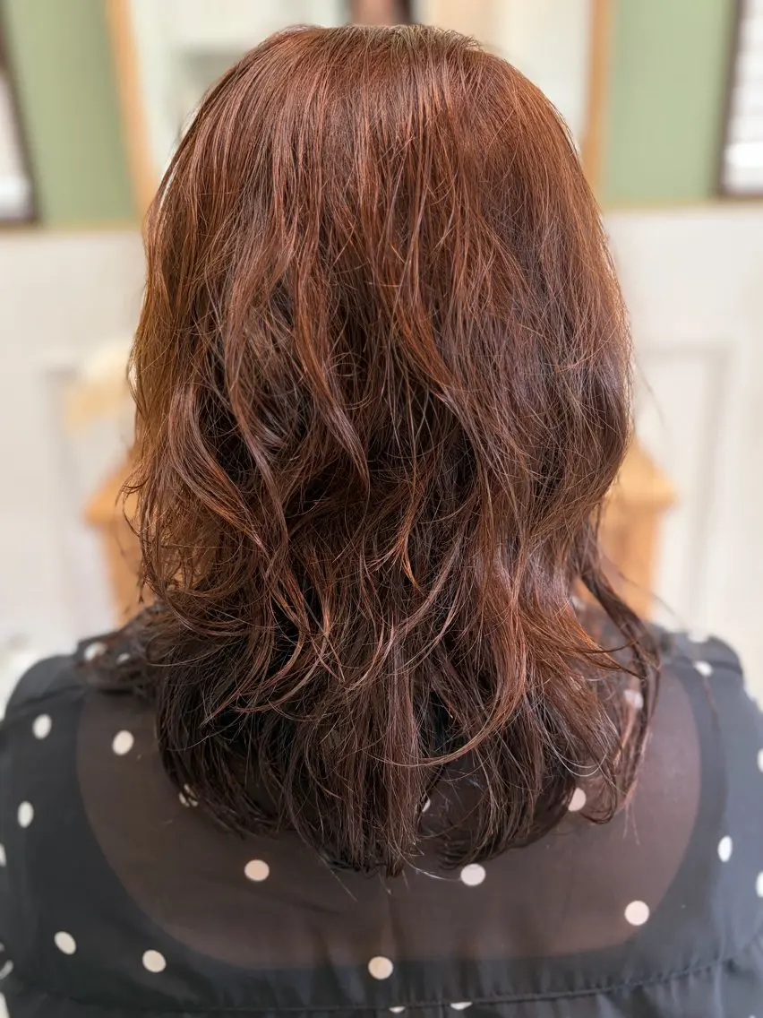 セミロング くせ毛 レイヤーカット Yamazaki yukaのヘアスタイル