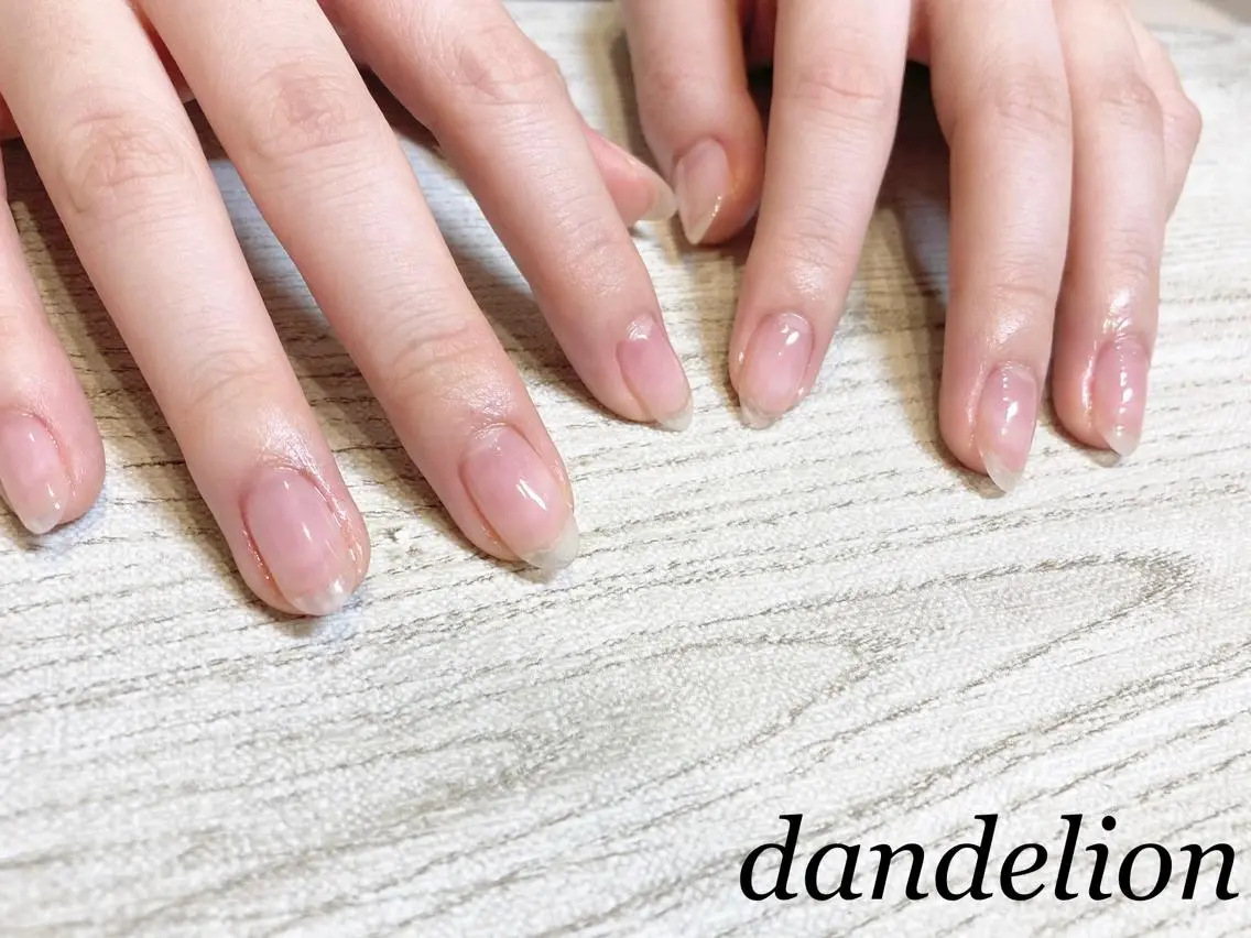 ネイル ハンドネイル ハンドケア dandelion ダンデライオンのネイルデザイン
