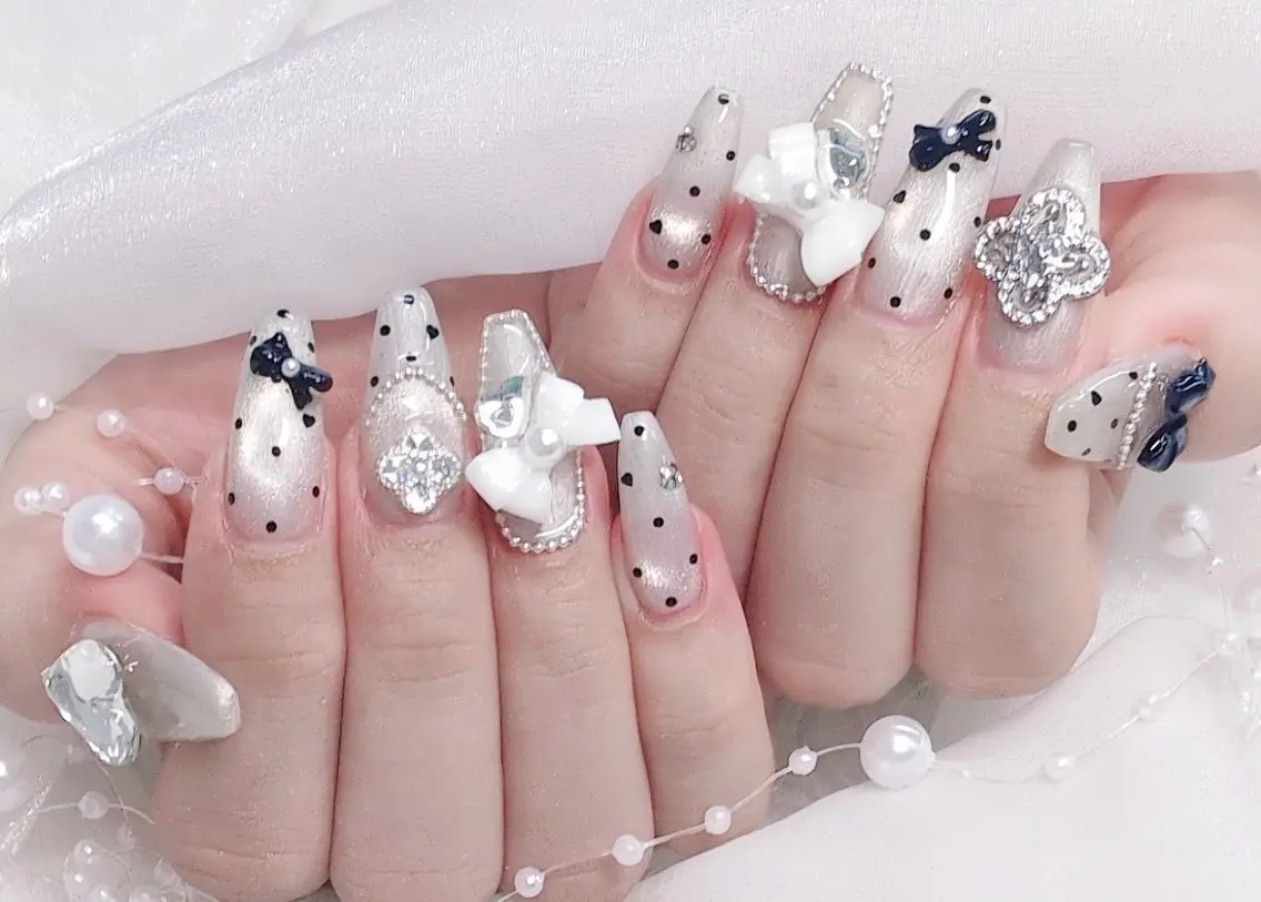 ネイル ハンドネイル Luvia Ginzaのネイルデザイン