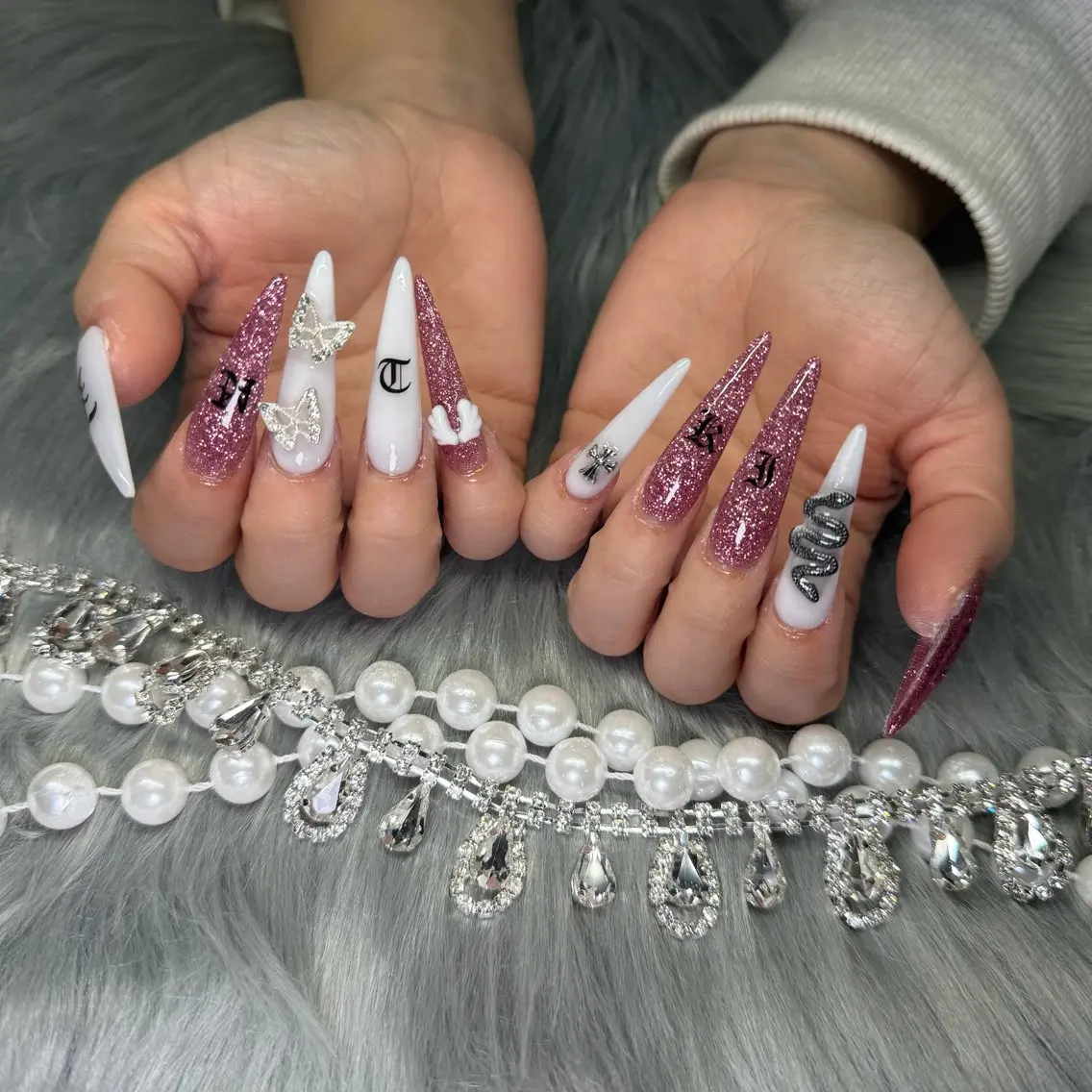 ネイル フレンチネイル ジェルネイル 韓国ネイル ロングネイル マグネットネイル ハンドネイル Nail Salon Growのネイルデザイン