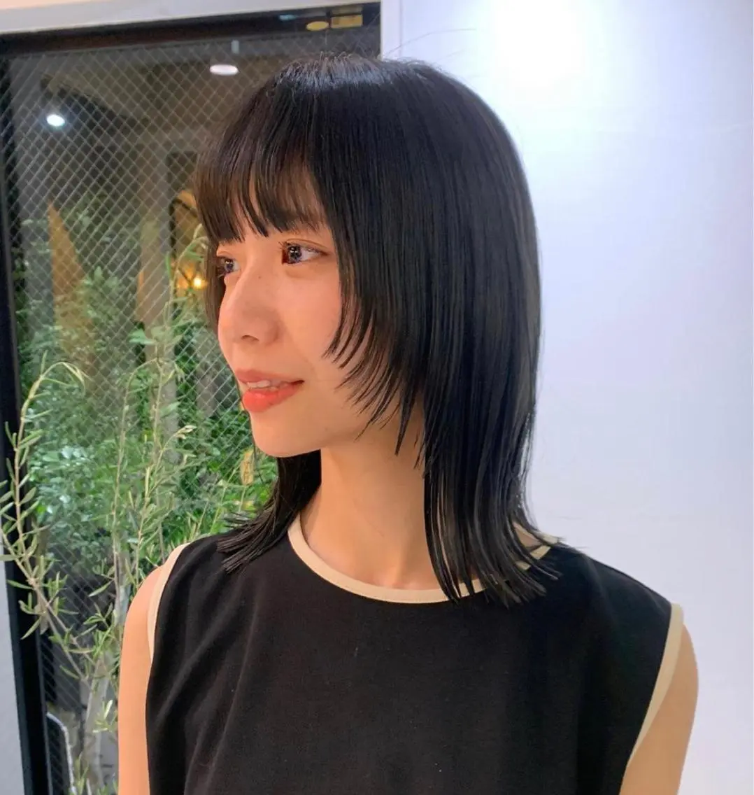 セミロング カット ヘアカラー トリートメント 🤍aimi🤍 ウルフ/韓国ヘアのヘアスタイル