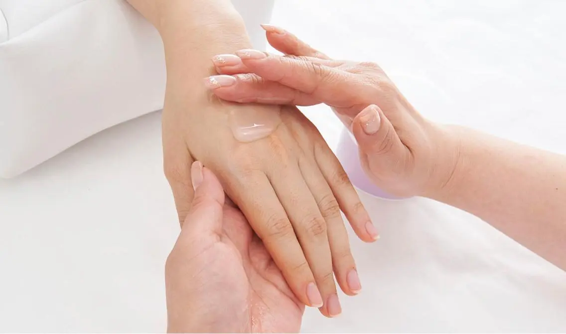 ネイル NailSalon Reveのネイルデザイン