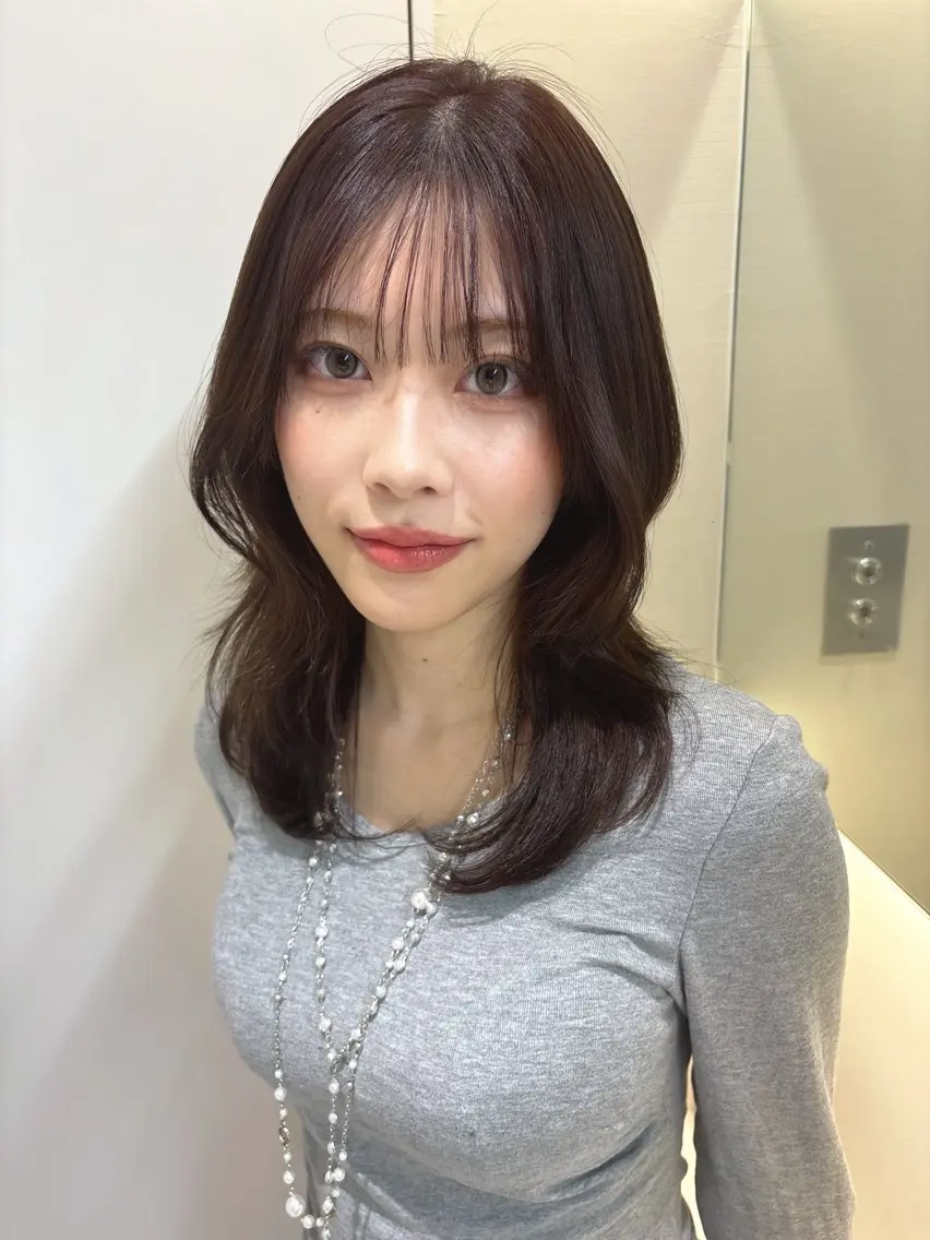 ミディアム ヘアカラー トリートメント 顔周り🇰🇷韓国 レイヤー/モエのヘアスタイル