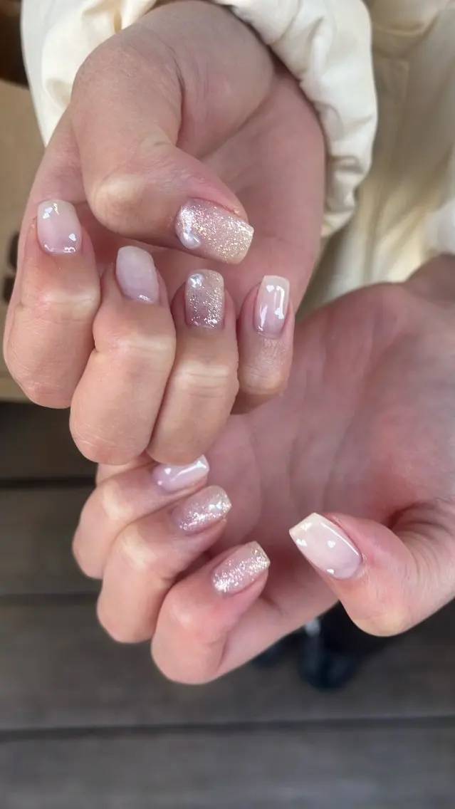 ネイル ハート ラメ(グリッター) ラメグラデーション ニュアンスネイル リボン SAKU nail 作島茜のネイルデザイン