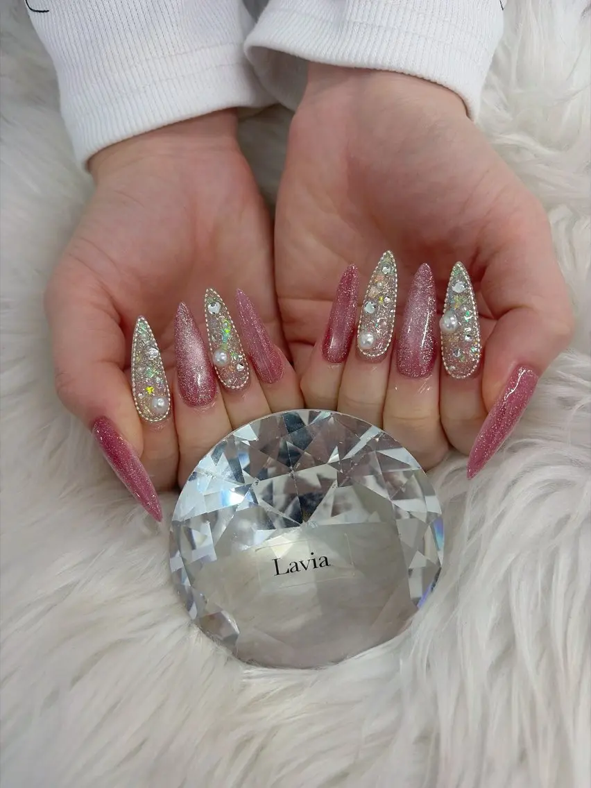 セミロング ハンドネイル Lavia akaneのネイルデザイン