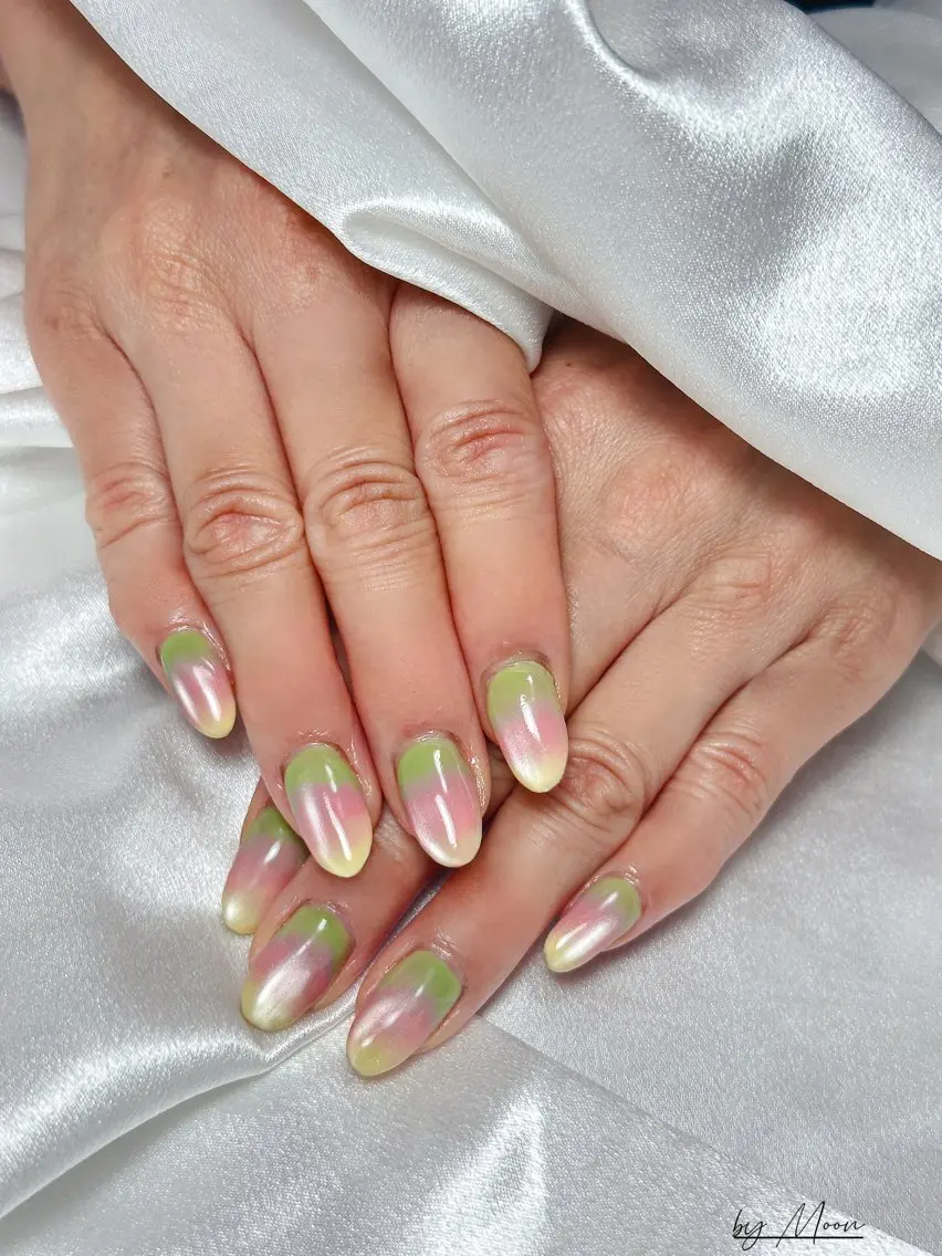 ネイル Moon Nailsのネイルデザイン