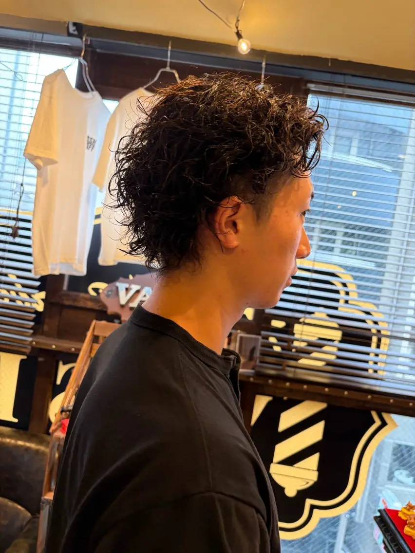 ミディアム パーマ ヘアアレンジ メンズ ミディアムパーマ メンズパーマ カット パーマ ヘアセット 大内 舜介のヘアスタイル