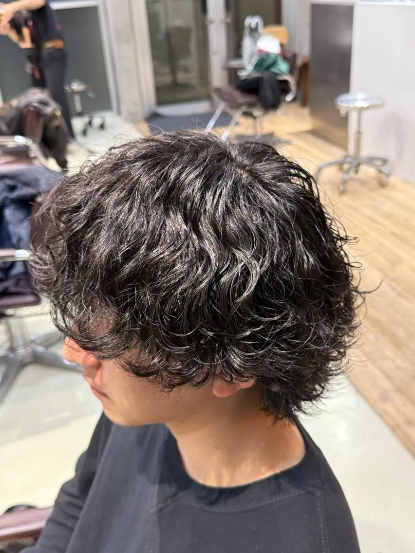 パーマ メンズ 波巻きパーマ メンズウルフカット ウルフカット カット パーマ トリートメント 【fifth】渡部 永遠のヘアスタイル