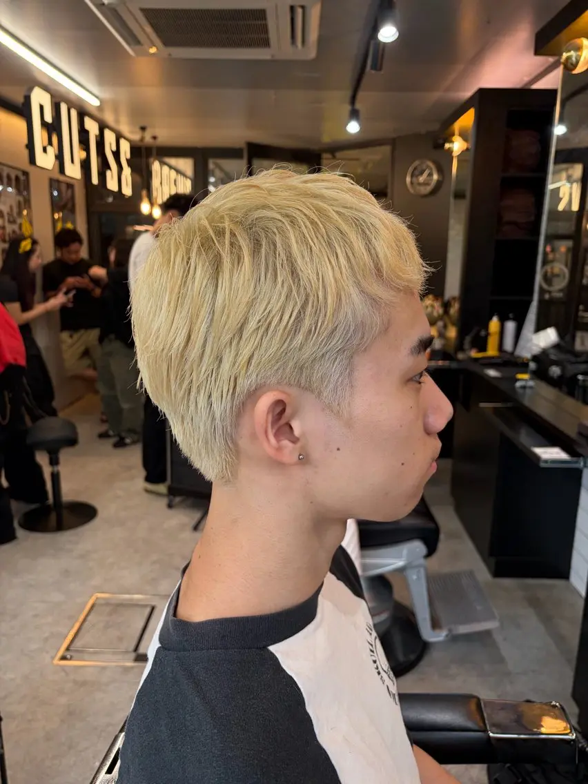 ショート カラー メンズ 坂野 徹のヘアスタイル