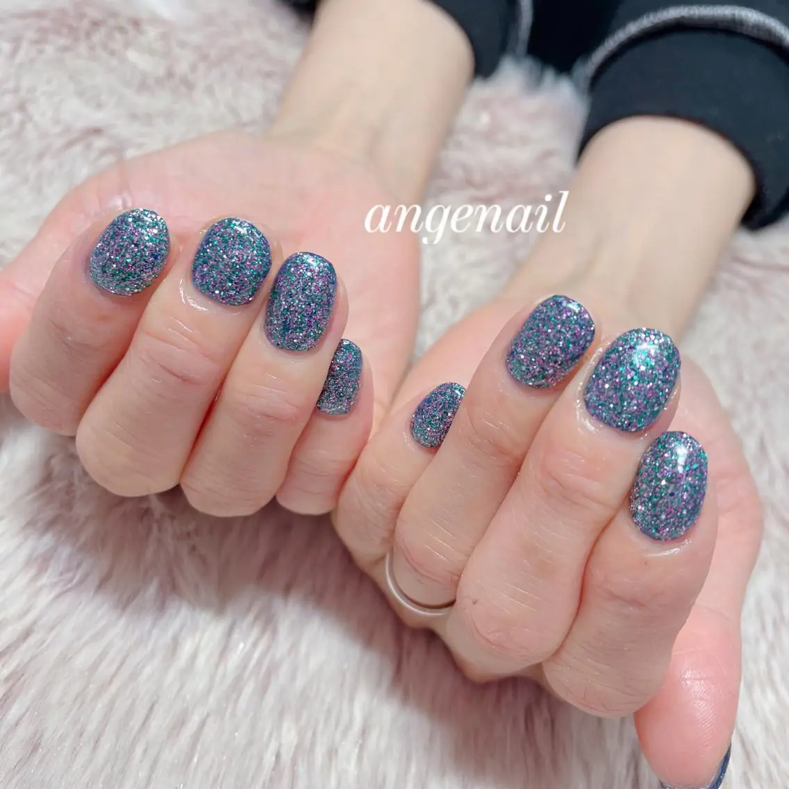 ネイル ハンドネイル オーナーネイリスト MAKIのネイルデザイン
